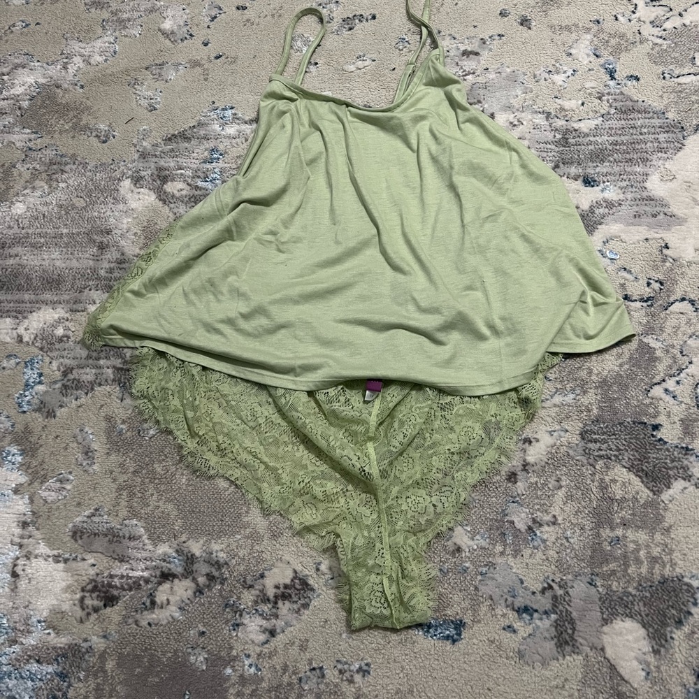 Adore Me sleepwear size 1X🌺🌿🌺🌿